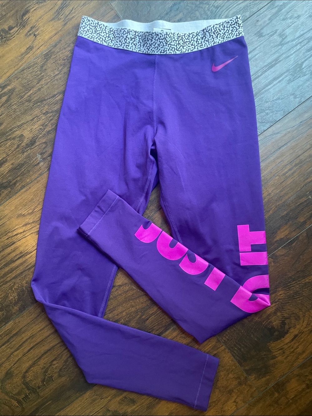 Nike Purple Athletic Leggings with Purple Logo